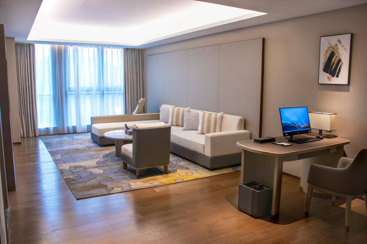 Guangzhou Pazhou Ln Dongfang Hotel Exterior foto