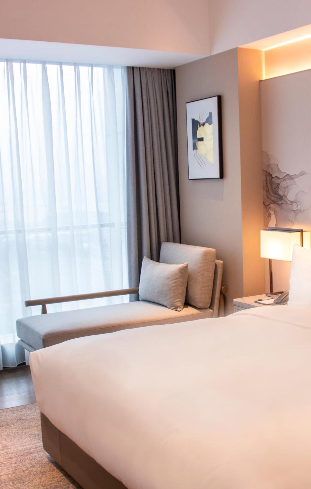 Guangzhou Pazhou Ln Dongfang Hotel Exterior foto